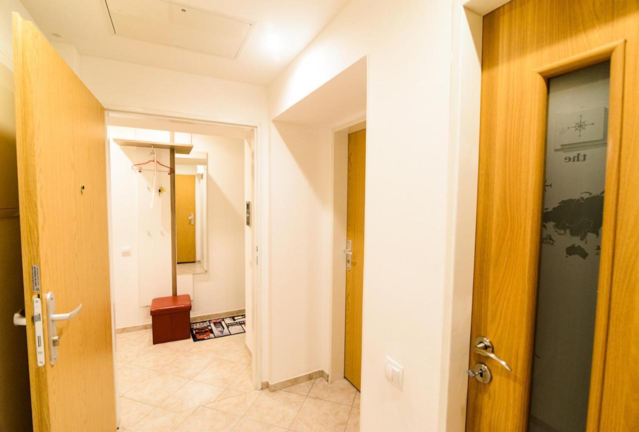 Ground Floor Apartment براغ المظهر الخارجي الصورة