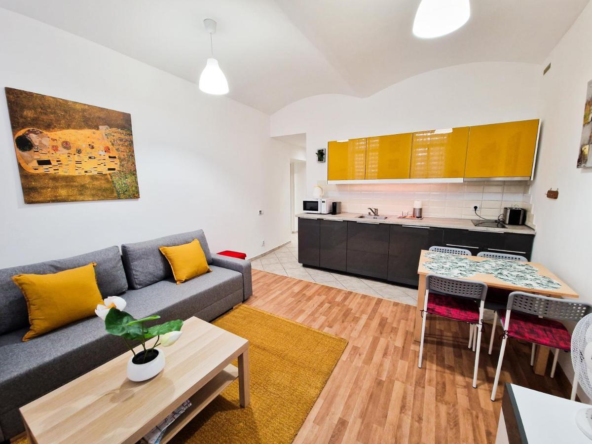 Ground Floor Apartment براغ المظهر الخارجي الصورة